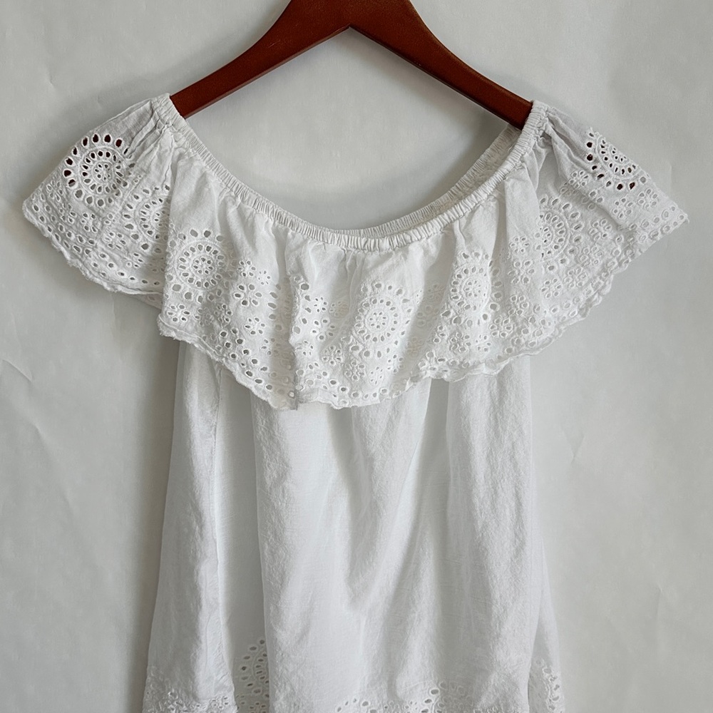 Dekker White Eyelet Ruffle Blouse